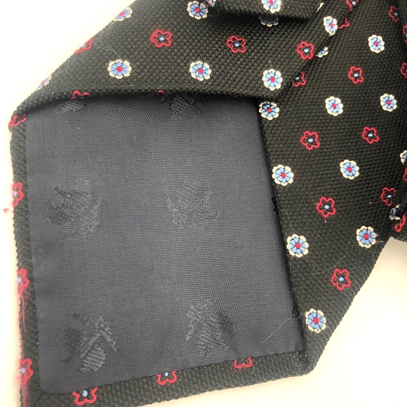 Brooks Brothers Black Tie with Red/Blue Flowers - Picture 3 of 4